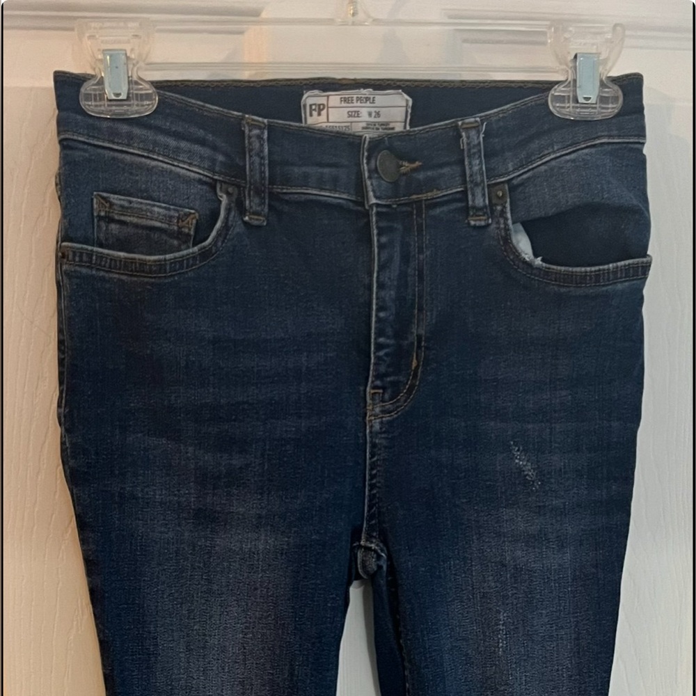 Free People Women’s Distressed Jeans, Size 26 NWOT